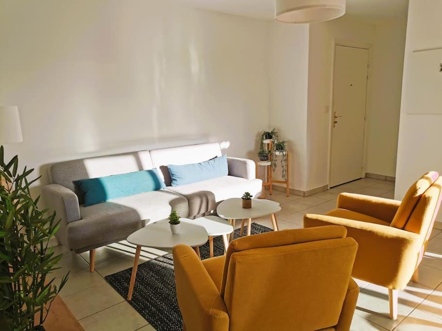 Casteljaloux Appartement 2 Chambres Balcon Parking Residence Calme Exteriör bild